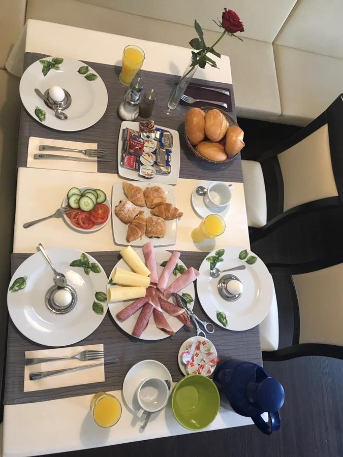 Hotel Friedrich ハーヘンブルク エクステリア 写真